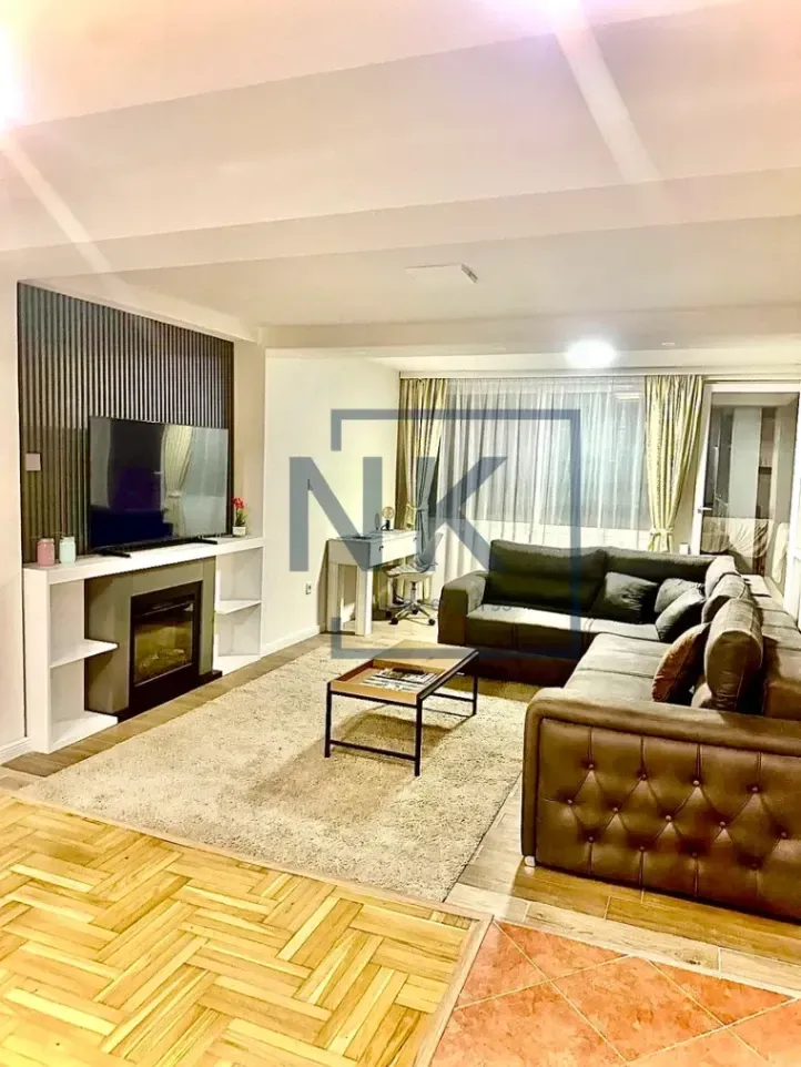 Izdavanje, dvosoban stan, 120m², Stari Aerodrom, Podgorica