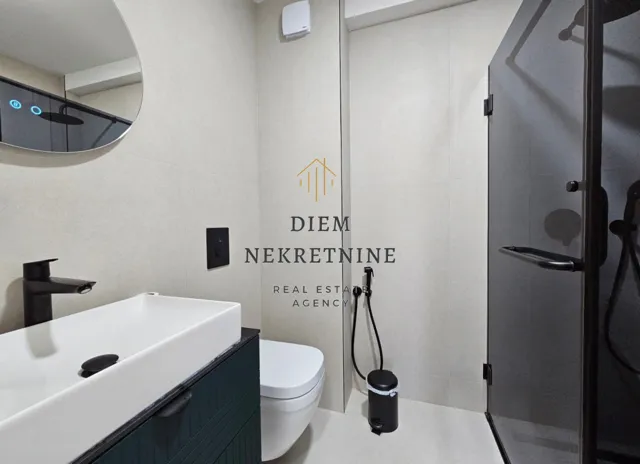 Rent, one bedroom apartment, 50m², Centar, Bar