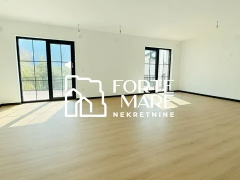Prodaja, dvosoban stan, 103m², Herceg Novi, Crna Gora