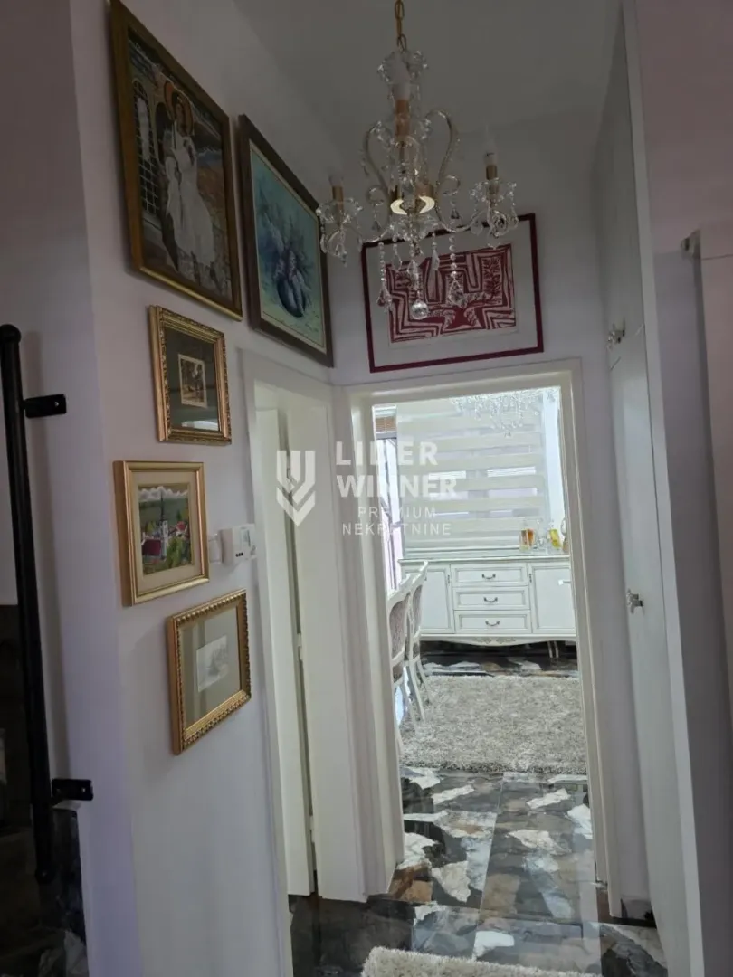Prodaja, kuća, 165m², Zemun Gornji Grad, Zemun Sve Podlokacije