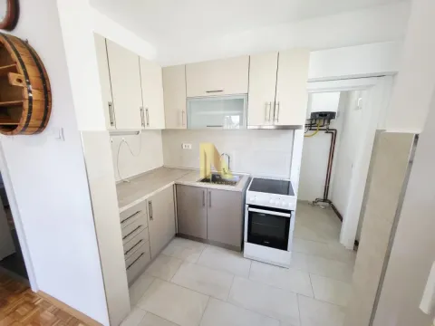 Izdavanje, trosoban stan, 71m², Veternik, Novi Sad Sve Podlokacije - image 6