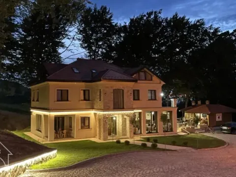 Sale, hospitality venue, 800m², Ljig, Srbija - image 2