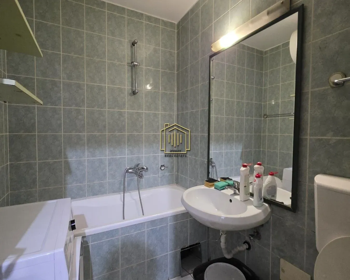 Izdavanje, dvosoban stan, 71m², Zagorič, Podgorica