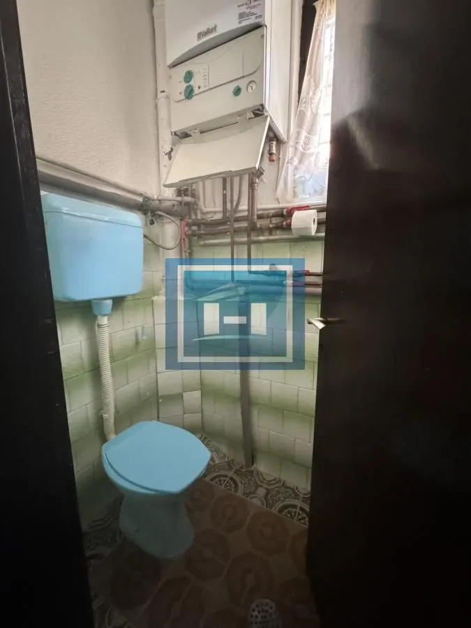 Rent, office space, 84m², Ćuprija, Srbija