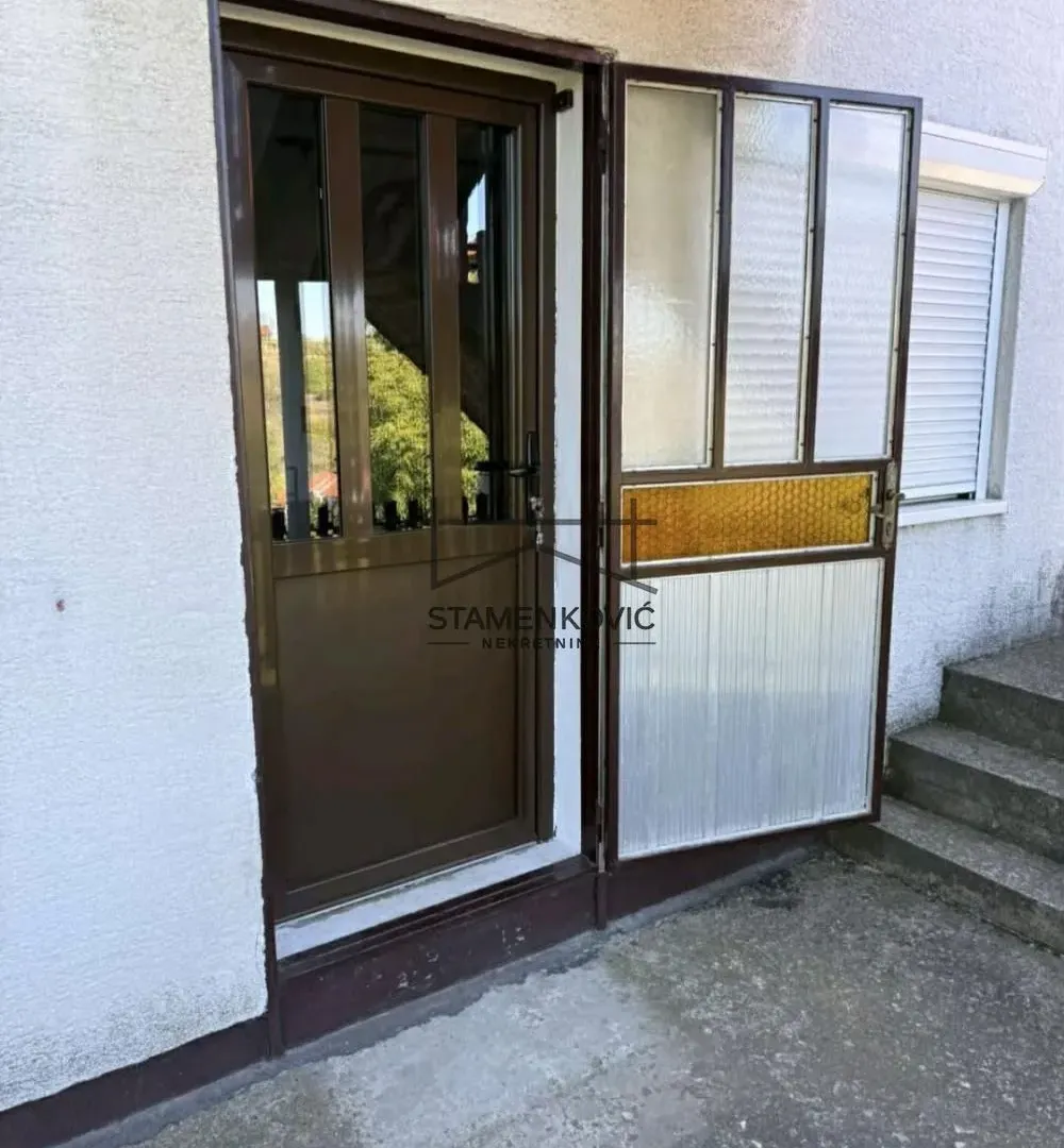 Sale, house, 177m², Čortanovci, Inđija