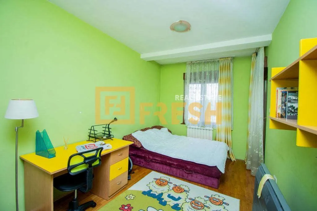 Rent, two bedroom apartment, 100m², Centar, Podgorica