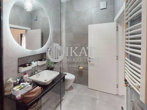 Izdavanje, stan, 190m², Neimar, Vračar Sve Podlokacije - image 17