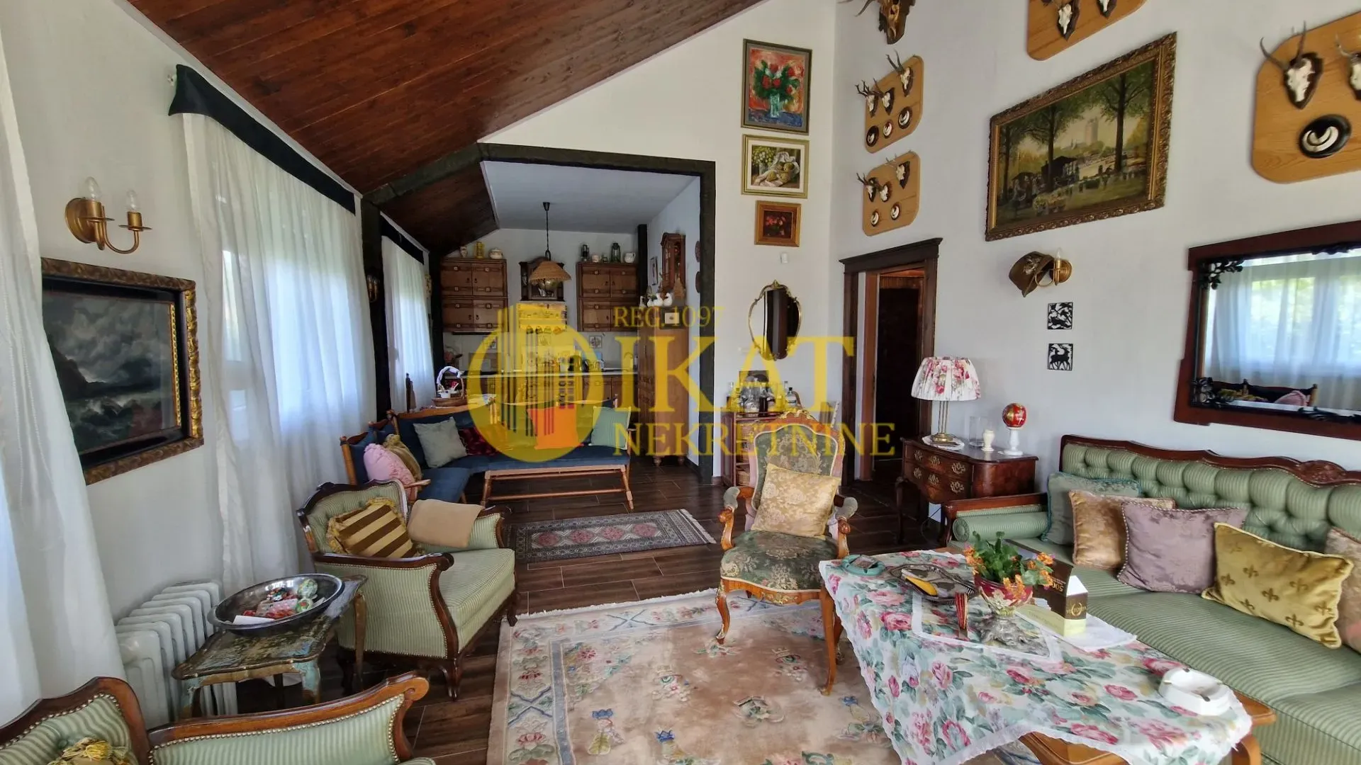 Prodaja, kuća, 356m², Lisović, Barajevo