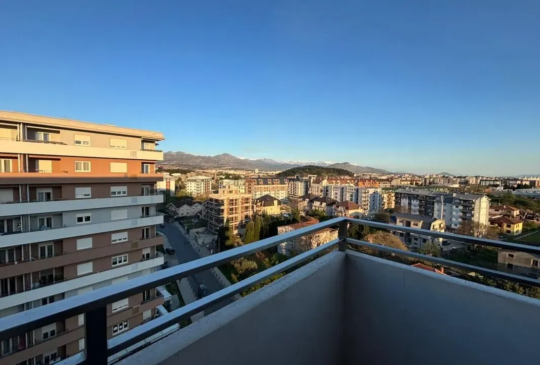 Prodaja, dvosoban stan, 70m², Central Point, Podgorica