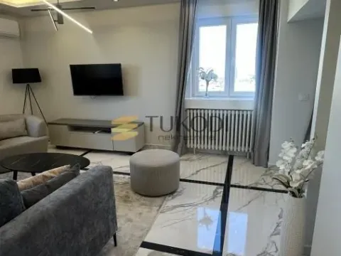 Izdavanje, trosoban stan, 67m², Tašmajdan, Palilula Sve Podlokacije - image 5