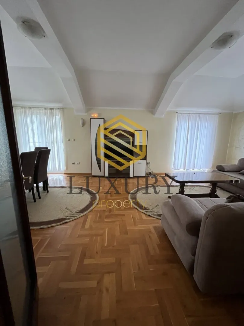 Rent, four bedroom apartment, 150m², Stari Aerodrom, Podgorica