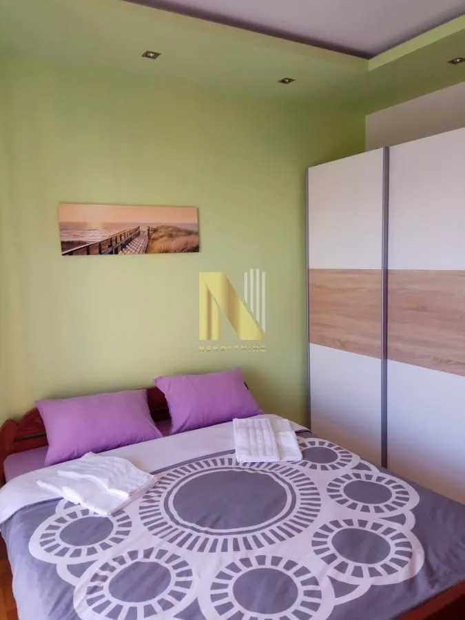 Izdavanje, jednosoban stan, 46m², Centar, Novi Sad