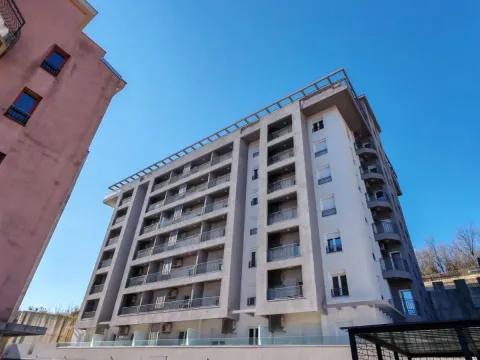 Rent, two bedroom apartment, 79m², Malo Brdo, Podgorica - image 9