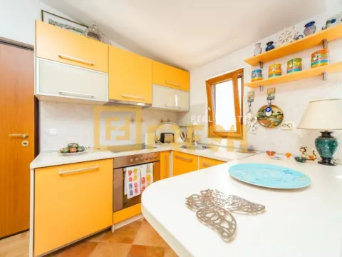 Izdavanje, jednosoban stan, 47m², Budva, Crna Gora - image 7