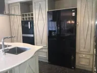 Izdavanje, trosoban stan, 240m², Kalenić Pijaca, Vračar Sve Podlokacije - image 8