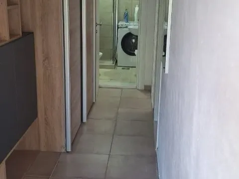 Izdavanje, dvosoban stan, 80m², Tripovići, Tivat - image 5