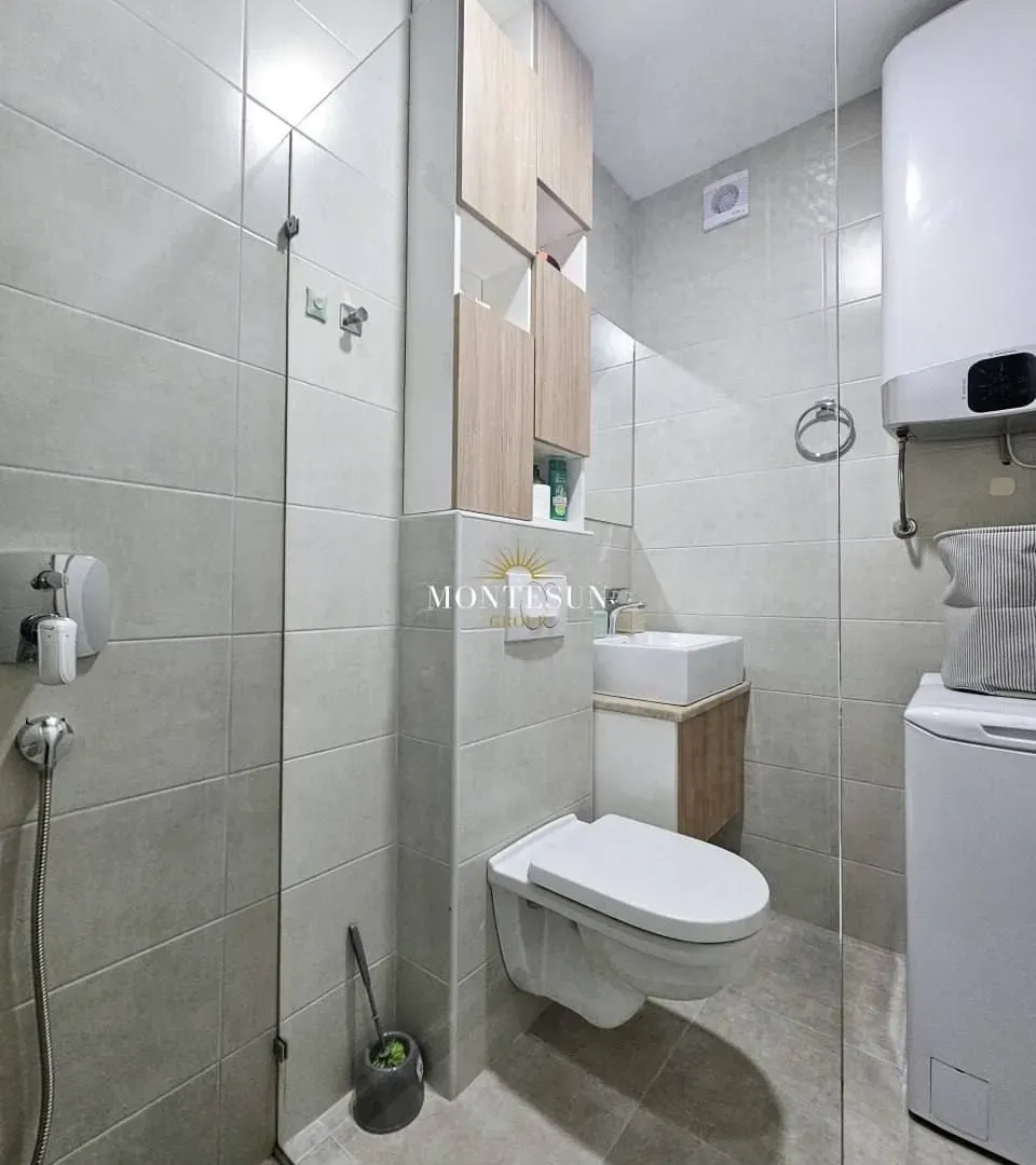 Rent, one bedroom apartment, 43m², Budva, Crna Gora