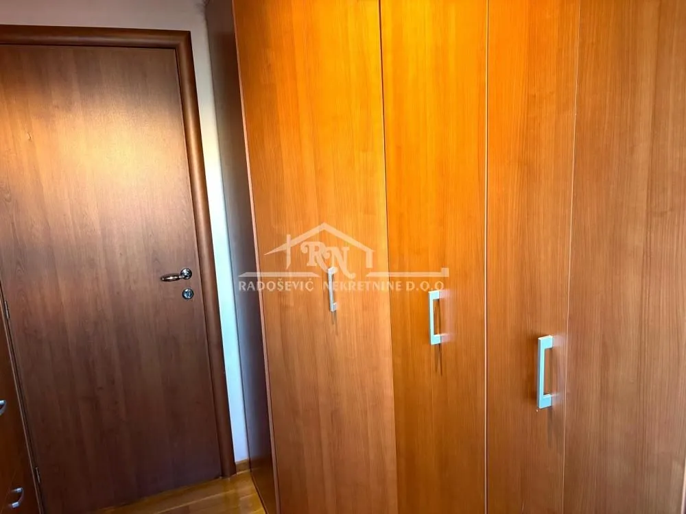 Sale, four bedroom apartment, 95m², Skojevsko Naselje, Beograd