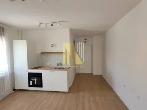 Prodaja, garsonjera, 30m², Nova Detelinara, Novi Sad Sve Podlokacije - image 2