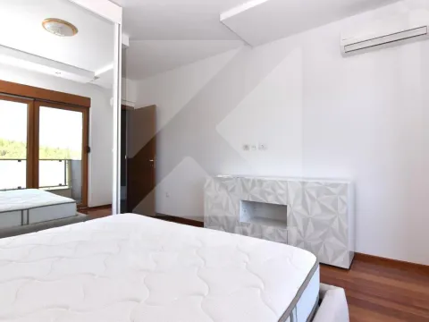 Rent, four bedroom apartment, 140m², Centar, Podgorica - image 8