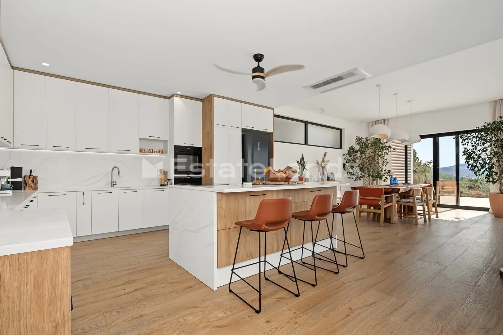 Sale, house, 220m², Krašići, Tivat