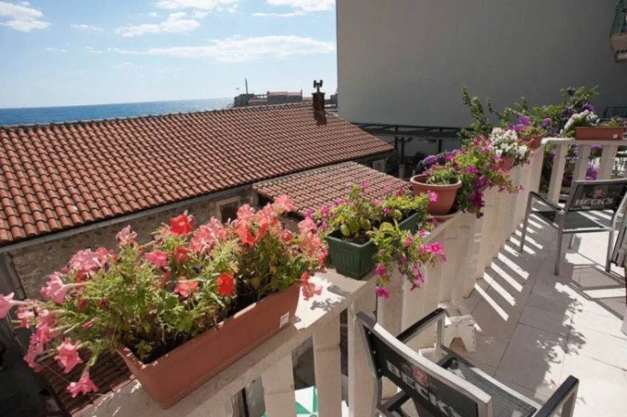 Sale, house, 63m², Petrovac, Budva