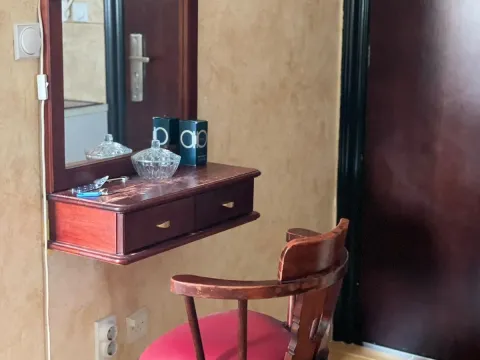 Izdavanje, garsonjera, 28m², Budva, Crna Gora - image 8