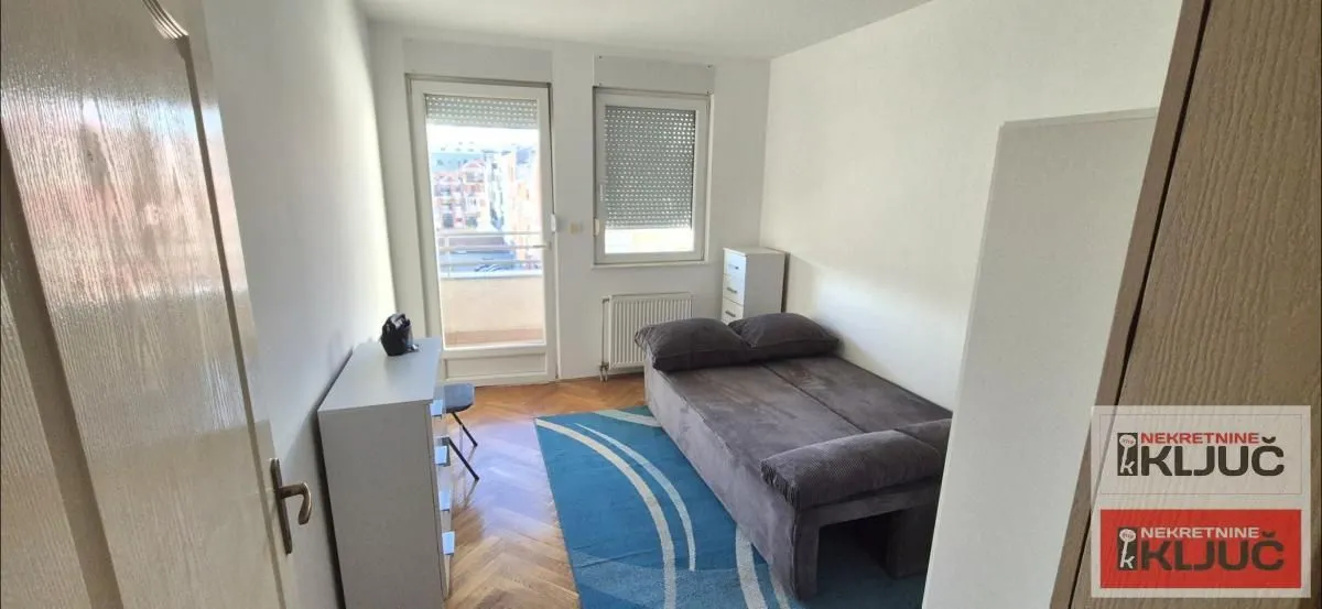 Izdavanje, dvosoban stan, 56m², Bulevar Oslobodjenja, Novi Sad Sve Podlokacije
