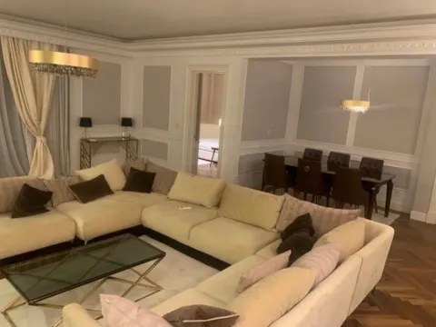 Izdavanje, dvosoban stan, 132m², Centar, Podgorica - image 4