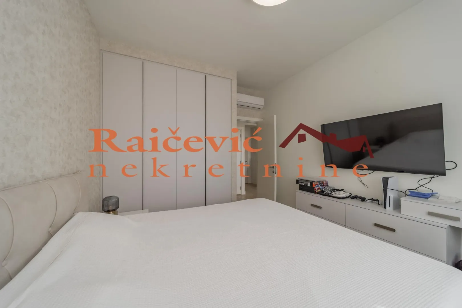 Prodaja, dvosoban stan, 53m², Savski Venac, Beograd