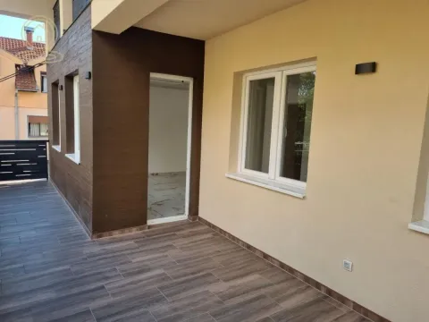 Sale, four bedroom apartment, 112m², Medijana, Niš - image 8