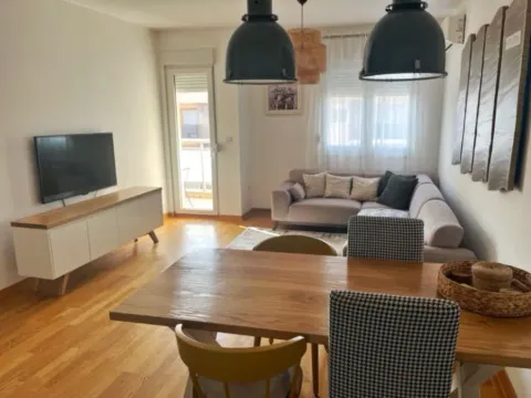 Izdavanje, dvosoban stan, 64m², City Kvart, Podgorica - image 11