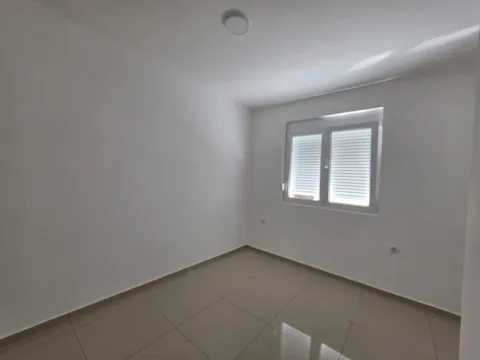 Sale, house, 180m², Ulcinj, Crna Gora - image 15