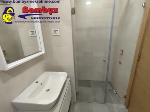 Prodaja, kuća, 181m², Sremska Kamenica, Petrovaradin - image 34