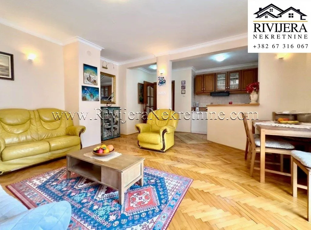 Sale, three bedroom apartment, 94m², Škaljari, Kotor