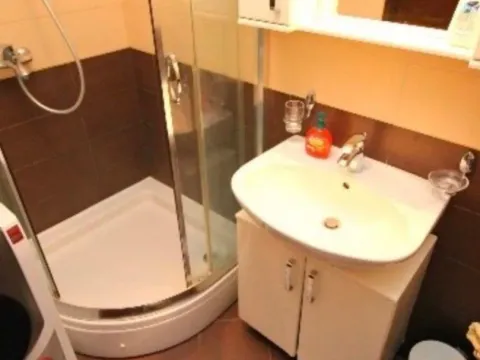 Rent, one bedroom apartment, 50m², Velji Vinogradi, Budva - image 2