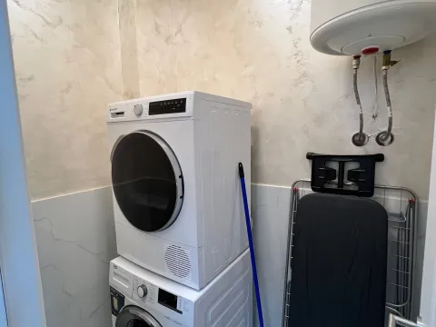 Rent, two bedroom apartment, 70m², City Kvart, Podgorica - image 10