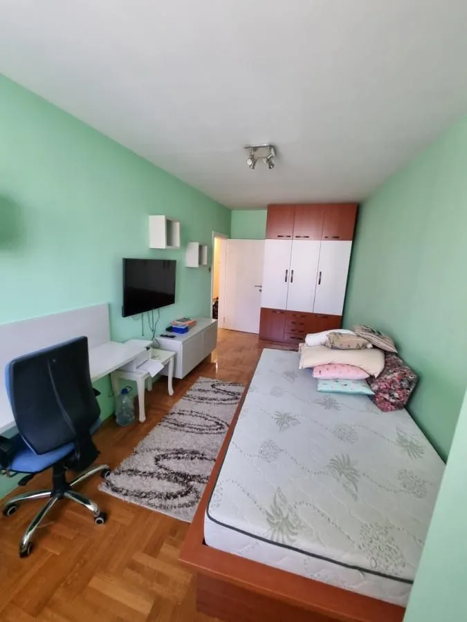 Prodaja, stan, 155m², Grbavica, Novi Sad Sve Podlokacije