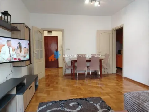 Izdavanje, stan, 60m², Južni Bulevar, Vračar Sve Podlokacije - image 4