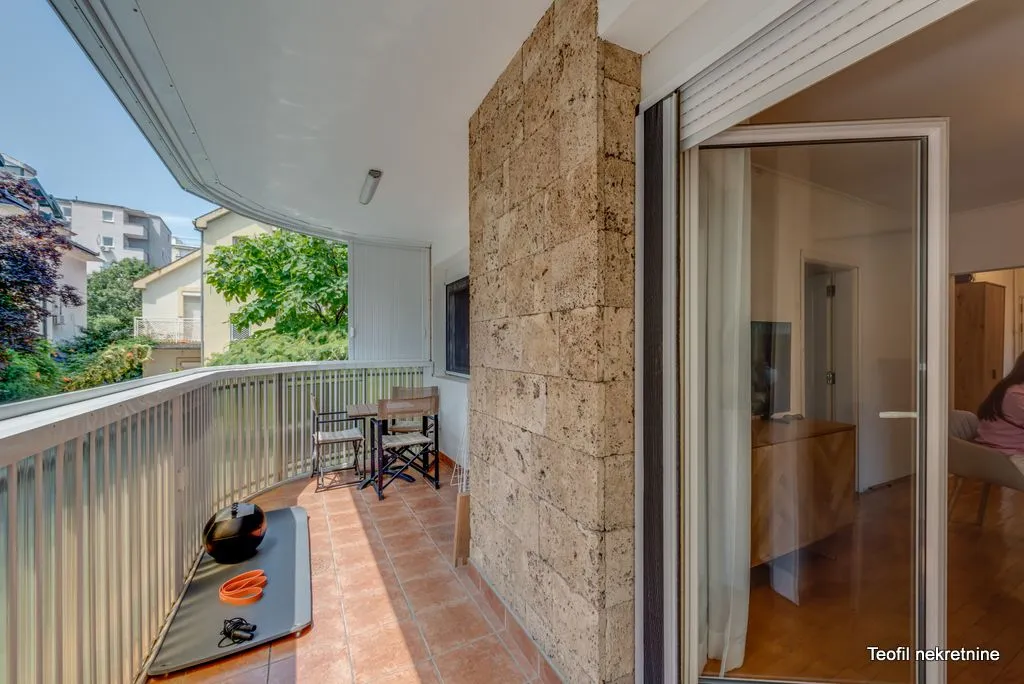 Sale, three bedroom apartment, 63m², Južni Bulevar, Vračar Sve Podlokacije