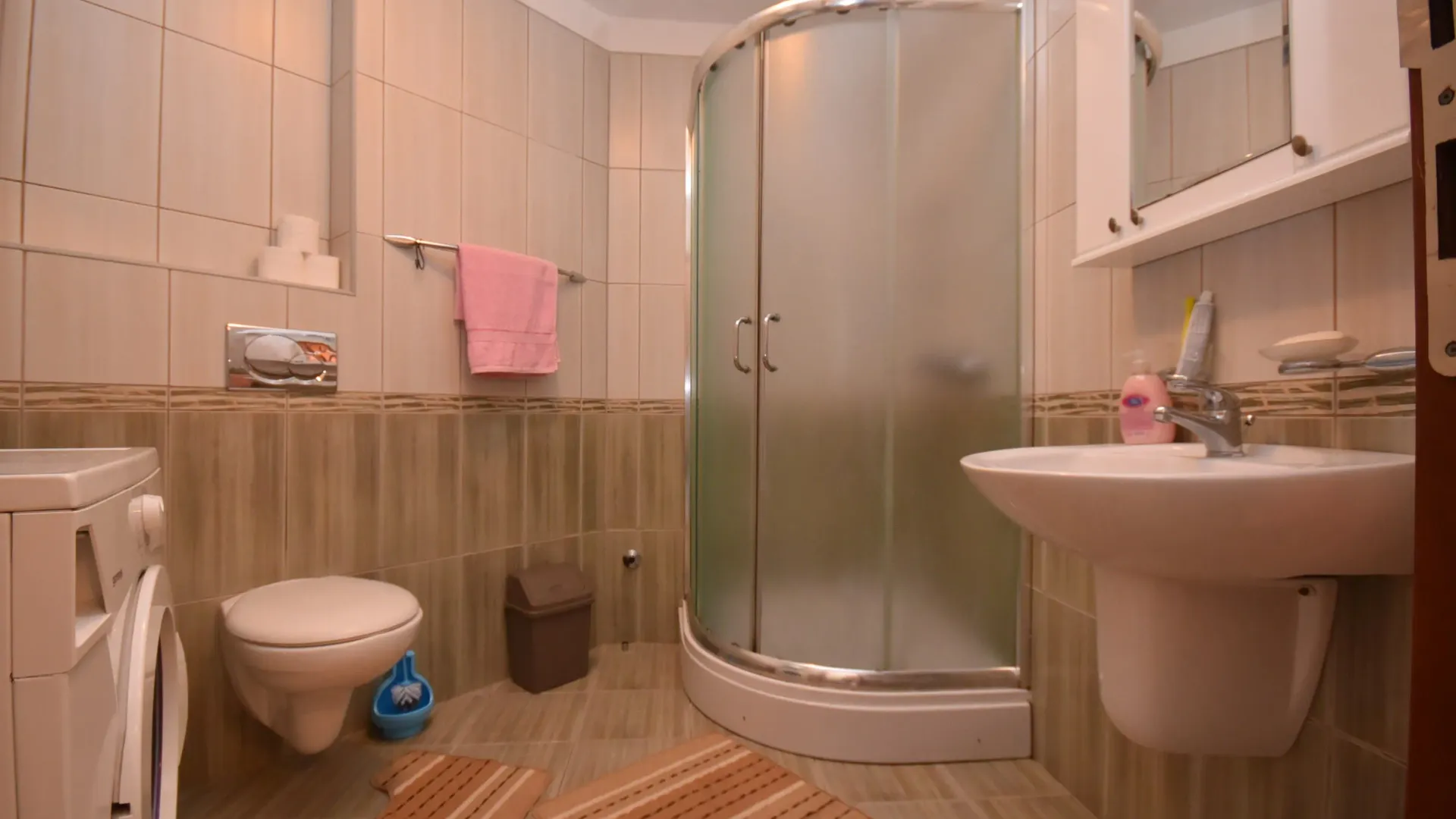Izdavanje, dvosoban stan, 47m², Igalo, Herceg Novi