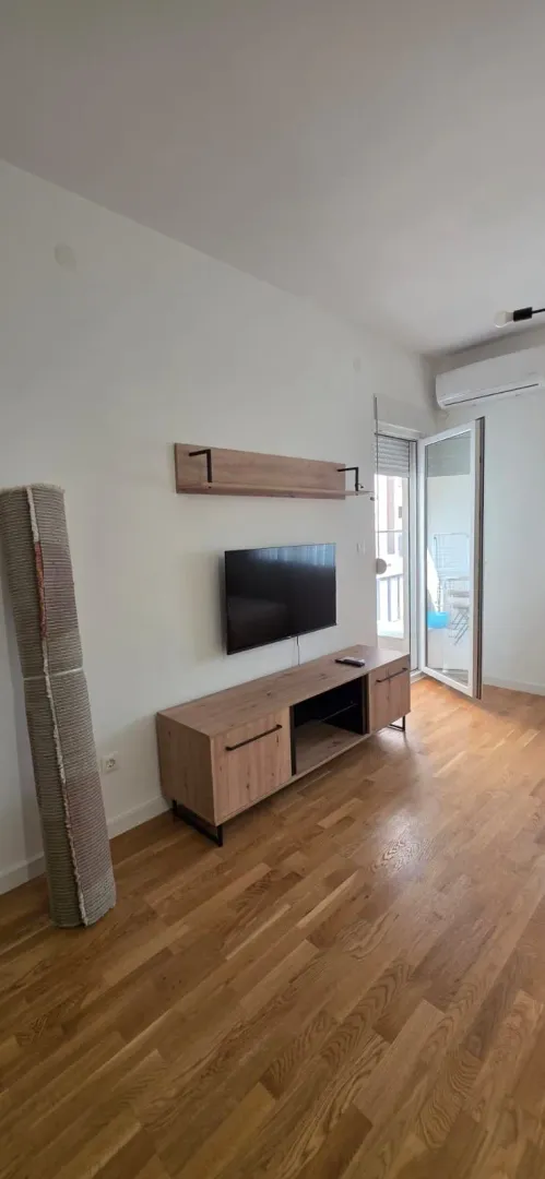 Izdavanje, jednosoban stan, 48m², Zabjelo, Podgorica
