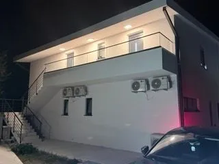 Rent, office space, 61m², Kličevo, Nikšić - image 3