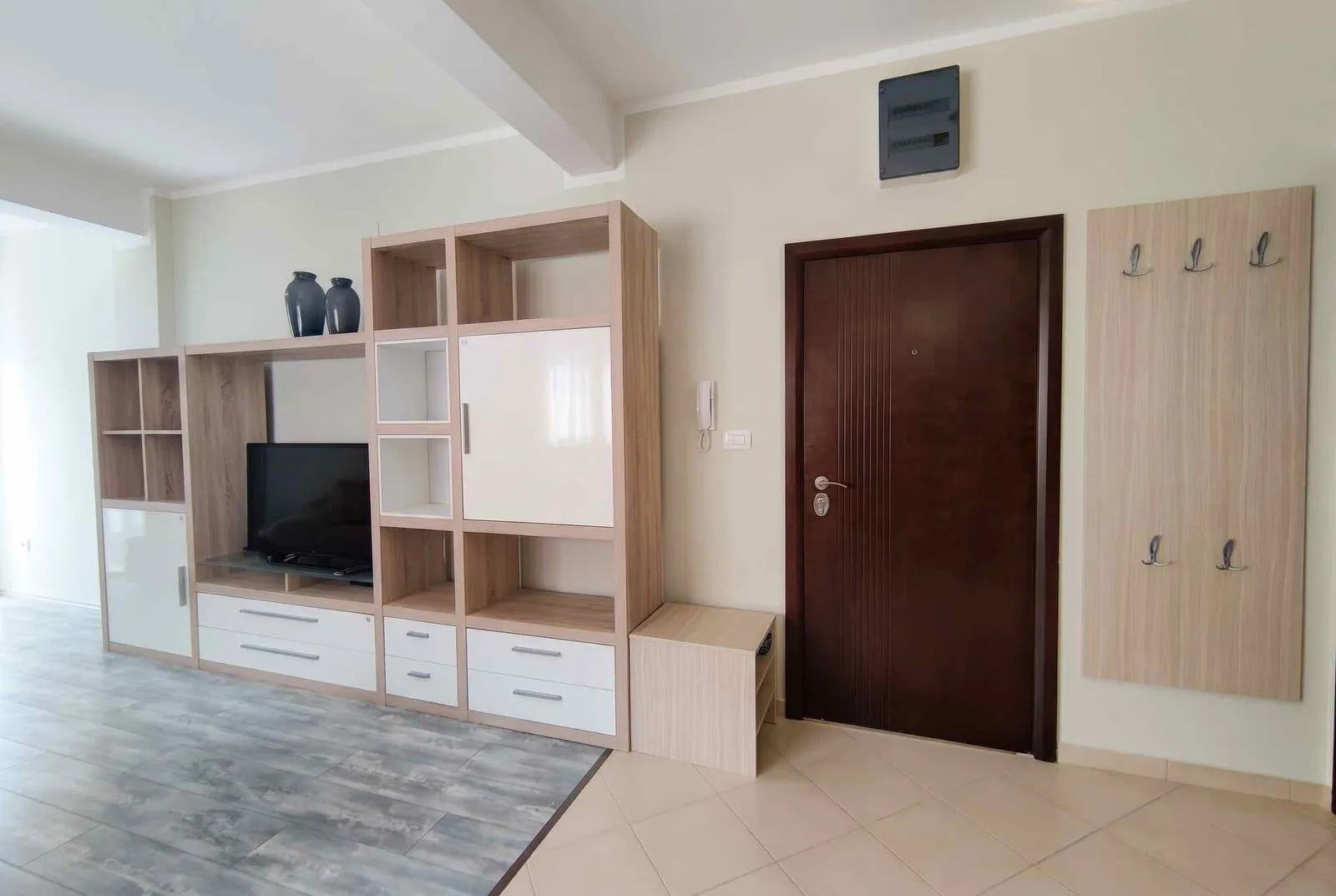 Prodaja, dvosoban stan, 56m², Bečići, Budva