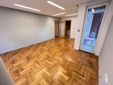 Rent, office space, 146m², Salajka, Novi Sad Sve Podlokacije - image 12