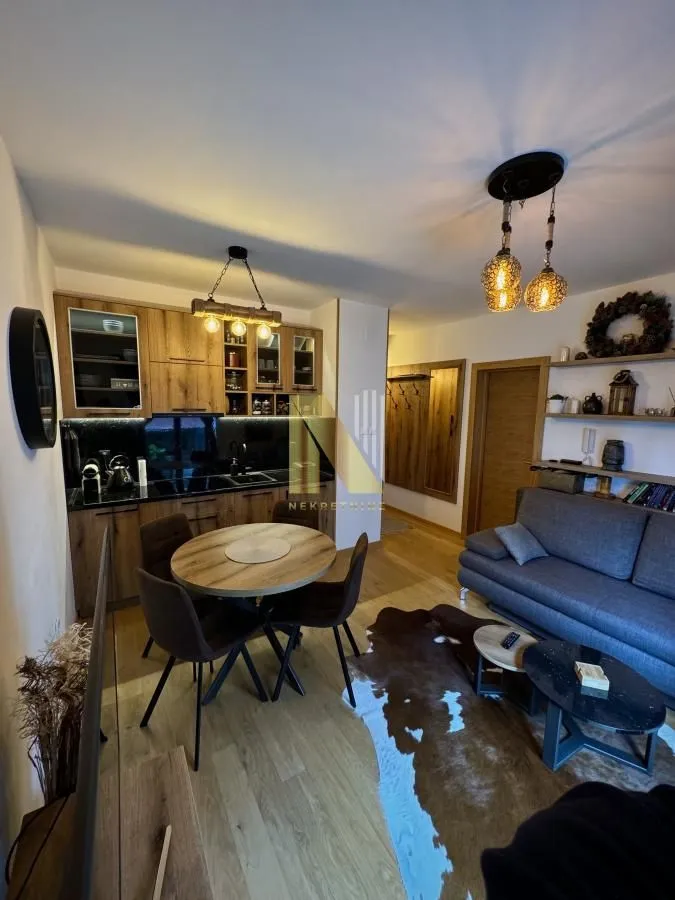 Prodaja, trosoban stan, 42m², Kopaonik, Srbija