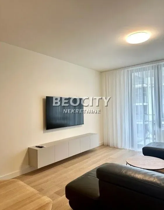 Izdavanje, dvosoban stan, 57m², Beograd Na Vodi, Beograd