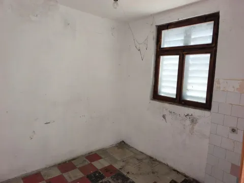 Prodaja, kuća, 41m², Sutomore, Bar - image 7