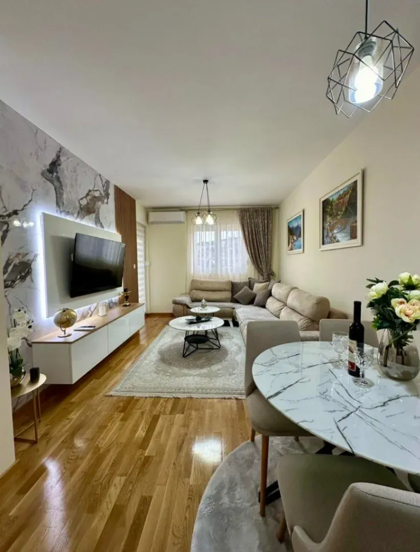 Rent, two bedroom apartment, 57m², Vezirov Most, Podgorica