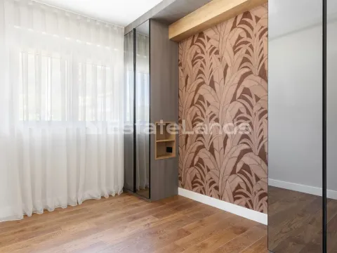 Rent, two bedroom apartment, 81m², Tripovići, Tivat - image 10